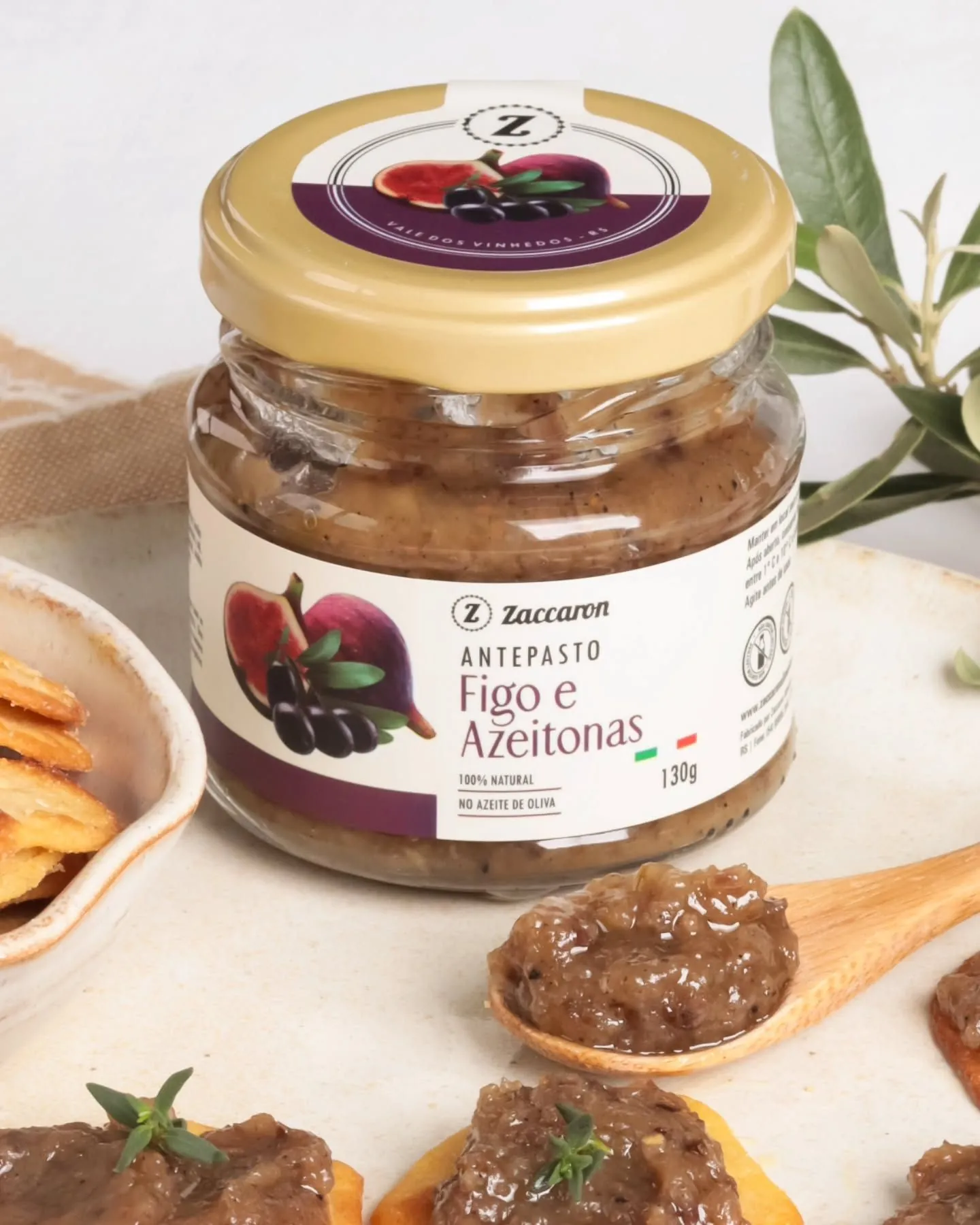 Pote de Antepasto de Figo e Azeitonas Zaccaron com torradinhas